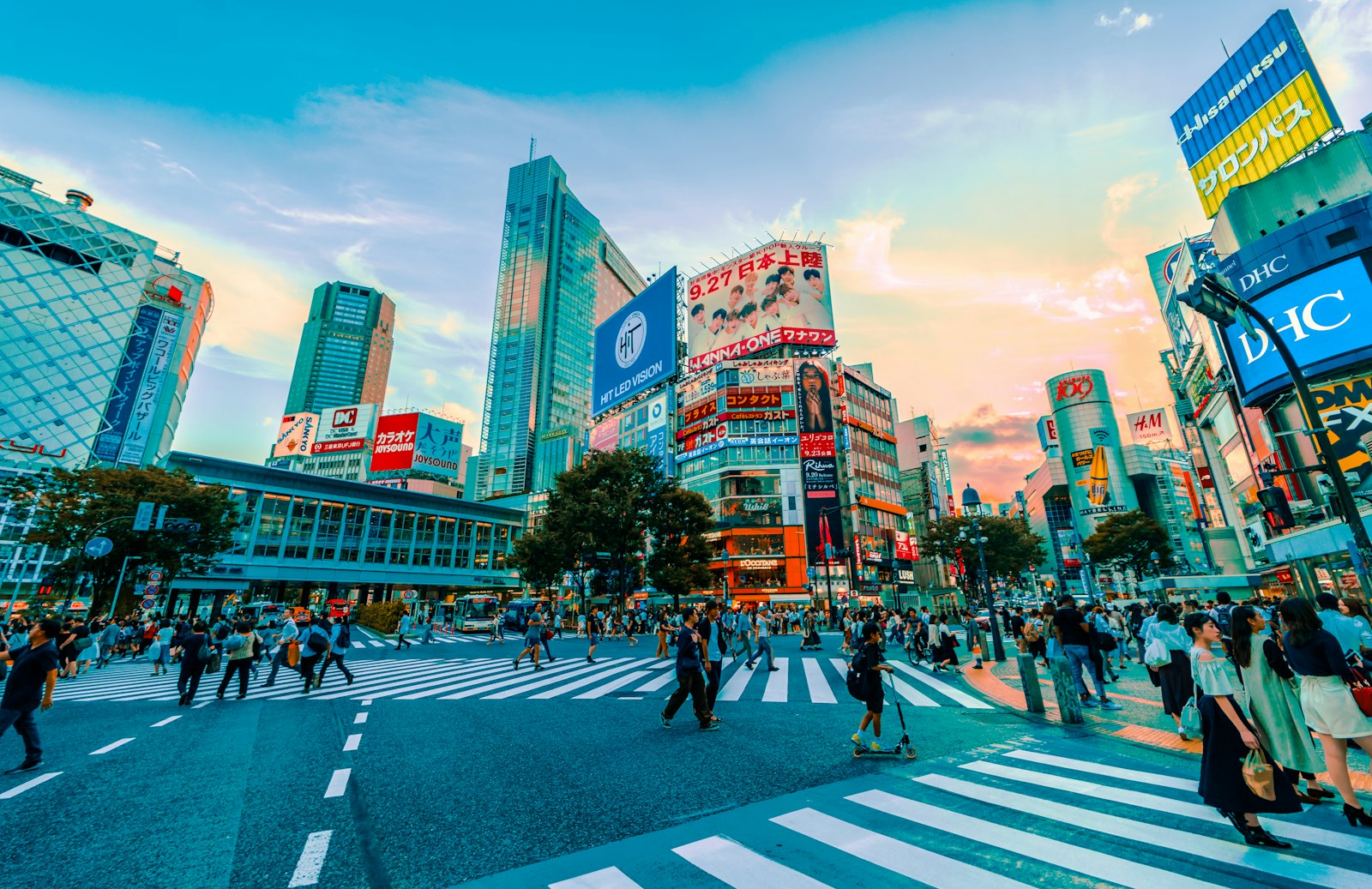 Shibuya Scramble Crossing at night, the center of Halloween Tokyo Shibuya nightlife