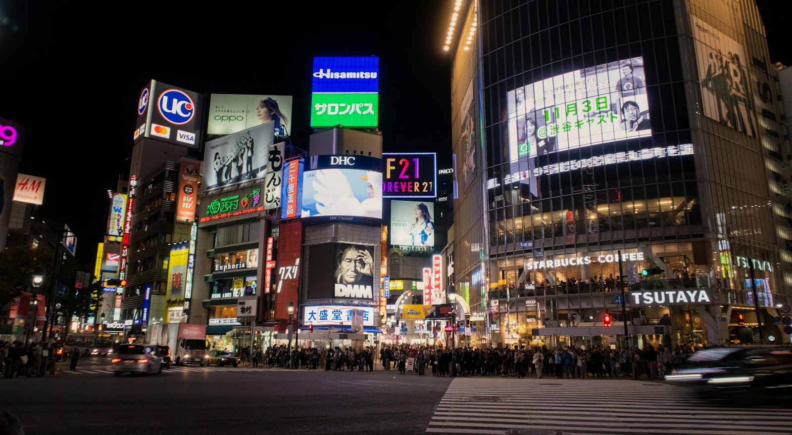 Taxis on a Tokyo street late at night, the easiest way to get a bachelor party group home after the last train