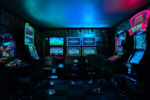 Retro arcade cabinets glowing at night, the atmosphere of a gaming bar in Tokyo